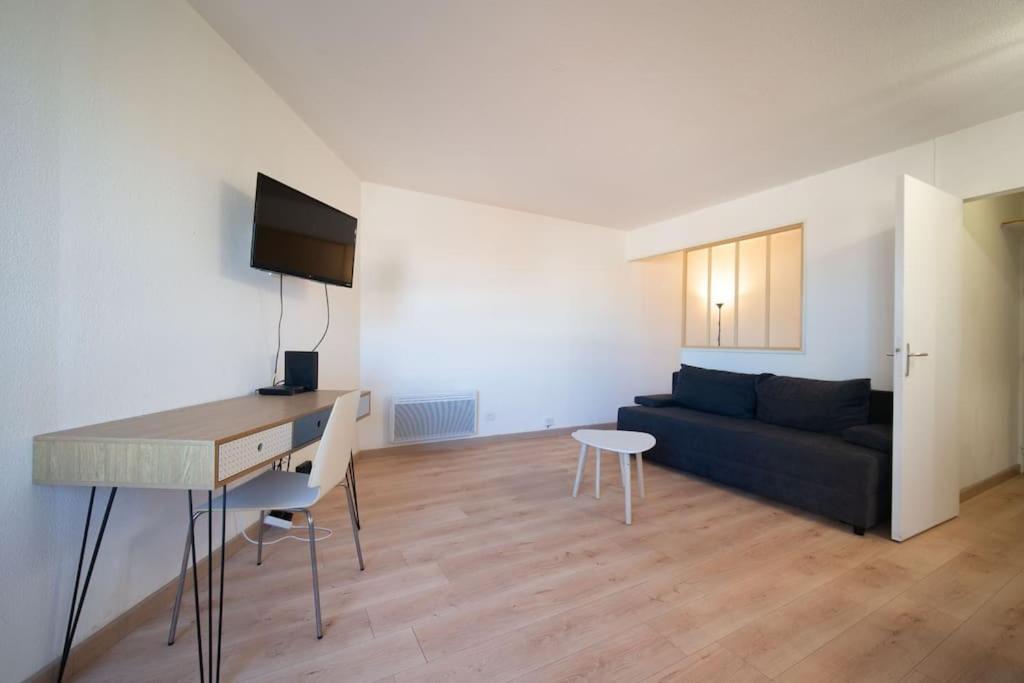 Fully Equipped Apartment 2 To 4 People St Charles Marseille Bagian luar foto