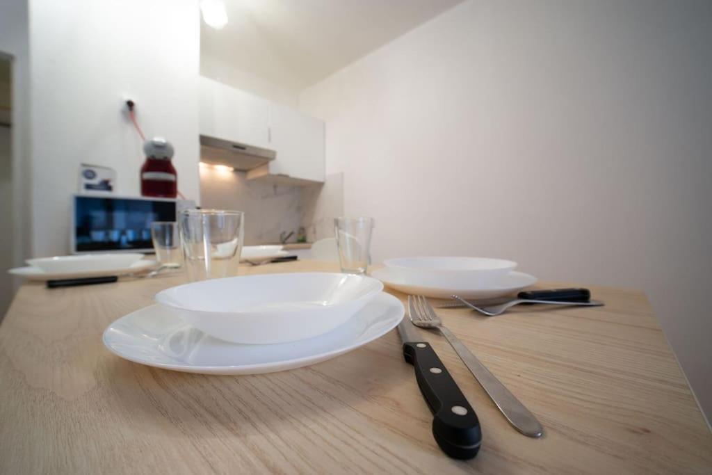 Fully Equipped Apartment 2 To 4 People St Charles Marseille Bagian luar foto